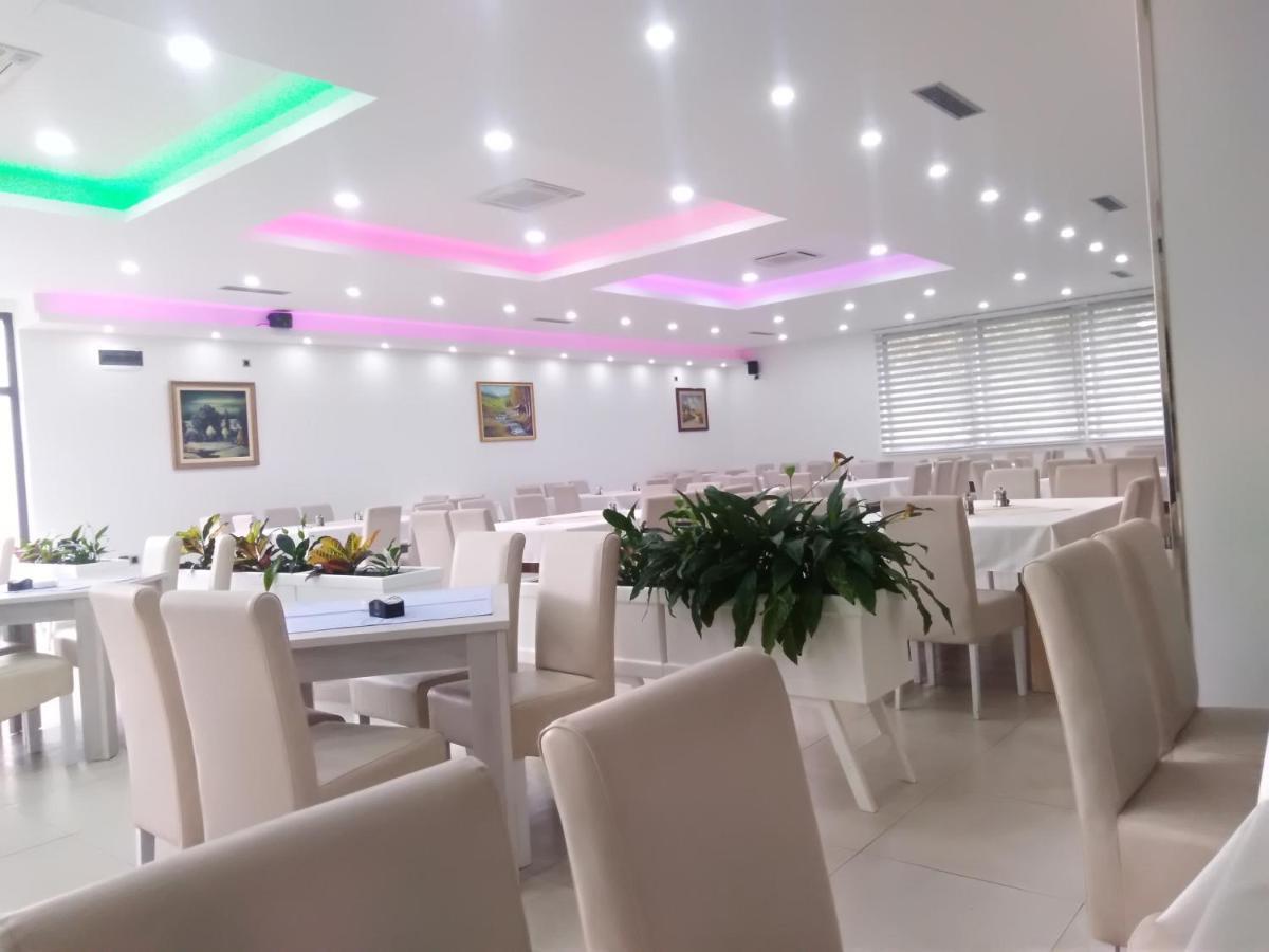 Hotel MK, Plavi restoran, Loznica Exterior foto